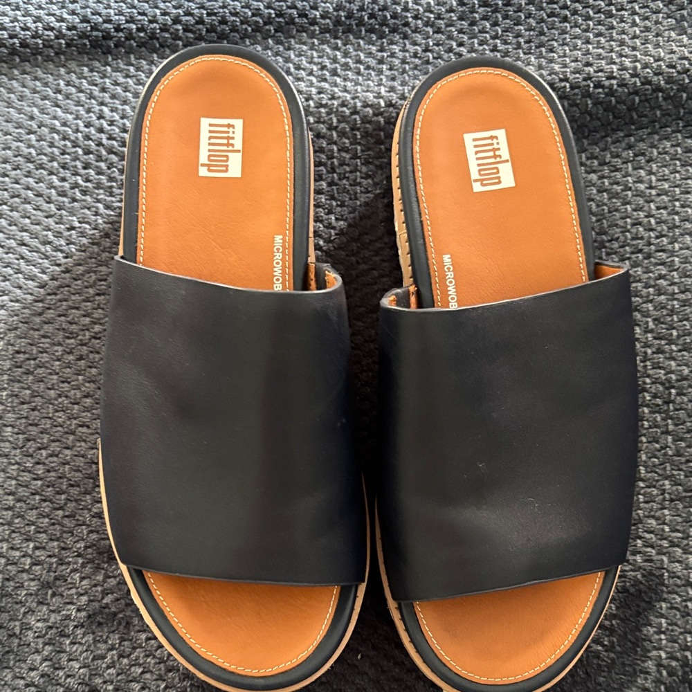 Fitflop navy and Tan Slide Sandals